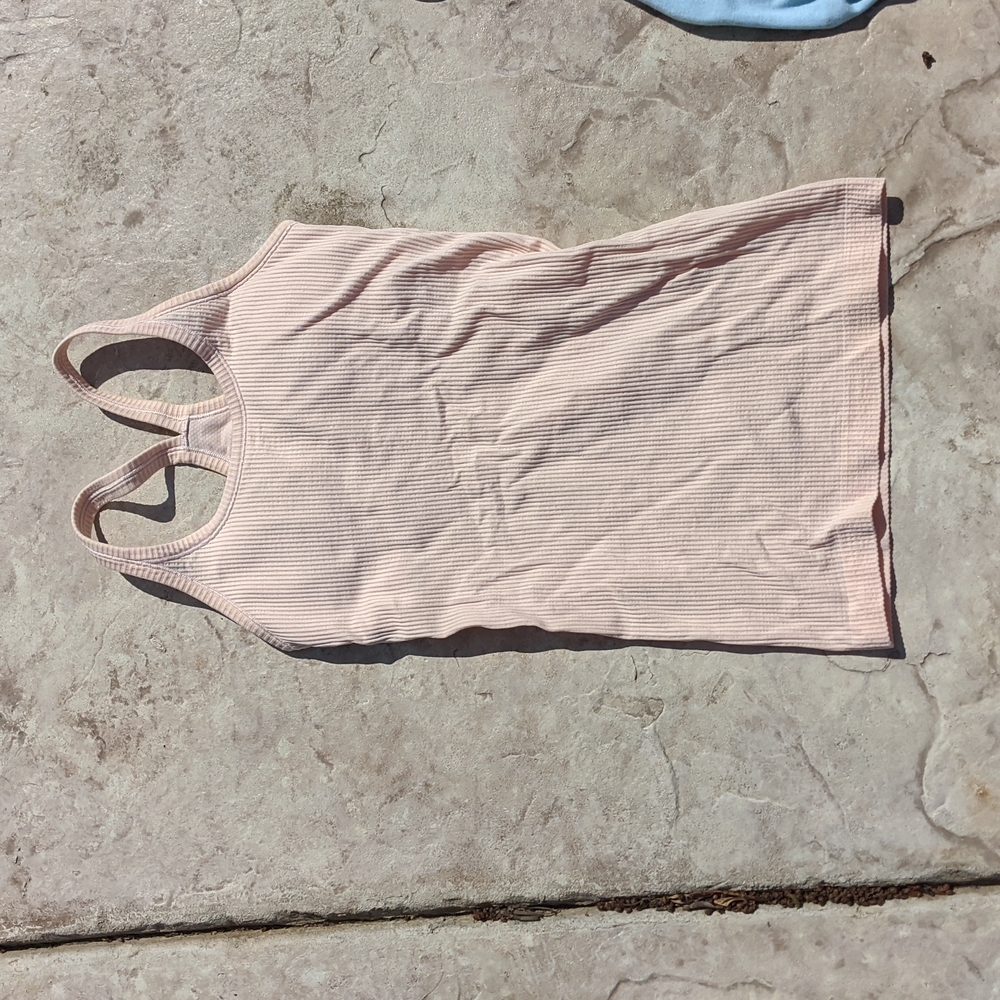 Lululemon tank top
